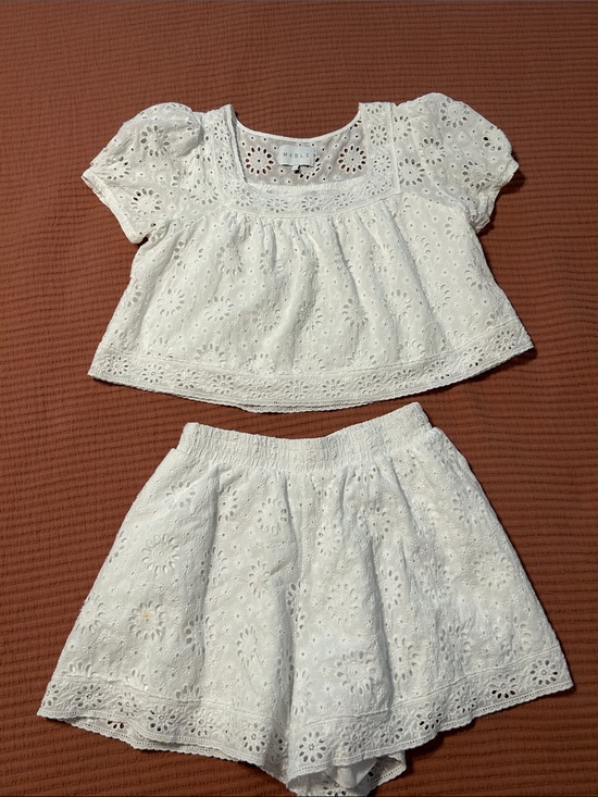 Mable Pants - EUC- MABLE White Eyelet Short Sleeve Top & Shorts Set - medium